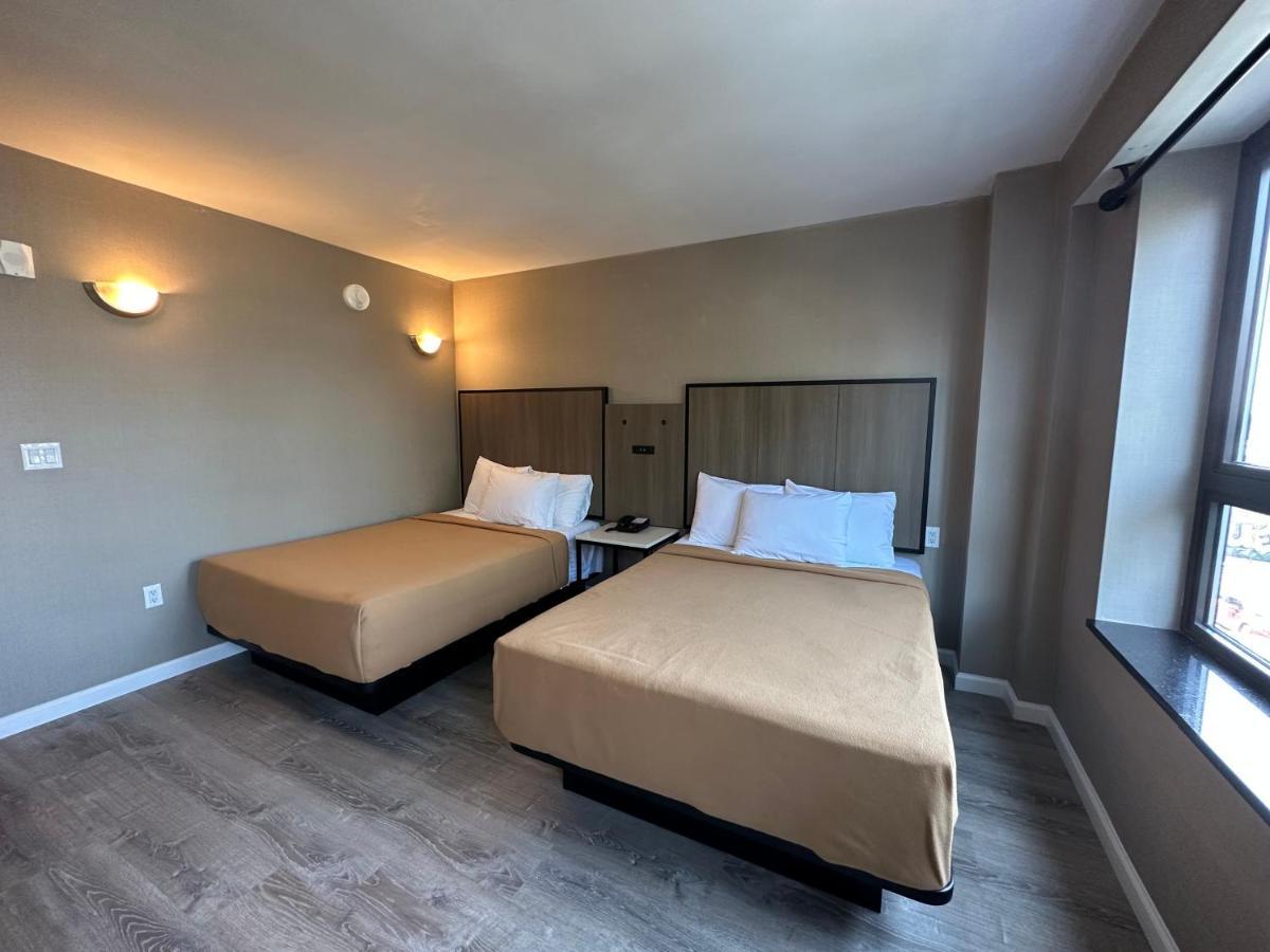 Regal Inn & Suites New York Laguardia Hotel Eksteriør billede
