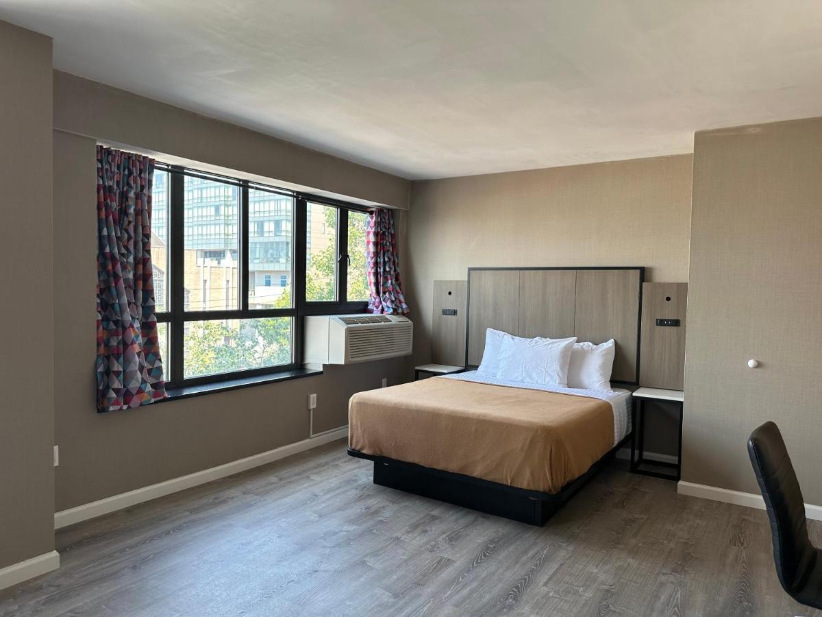 Regal Inn & Suites New York Laguardia Hotel Eksteriør billede