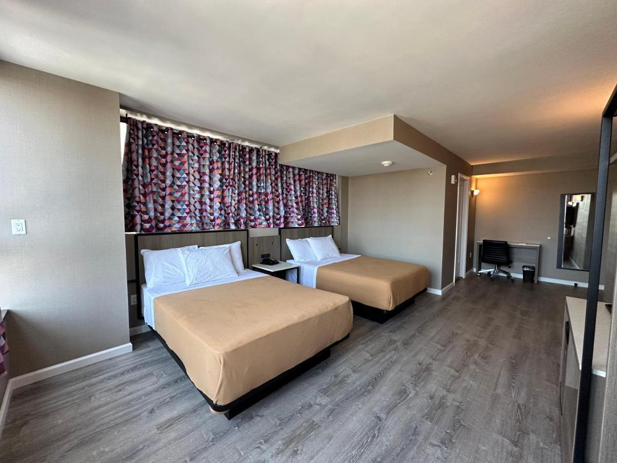 Regal Inn & Suites New York Laguardia Hotel Eksteriør billede