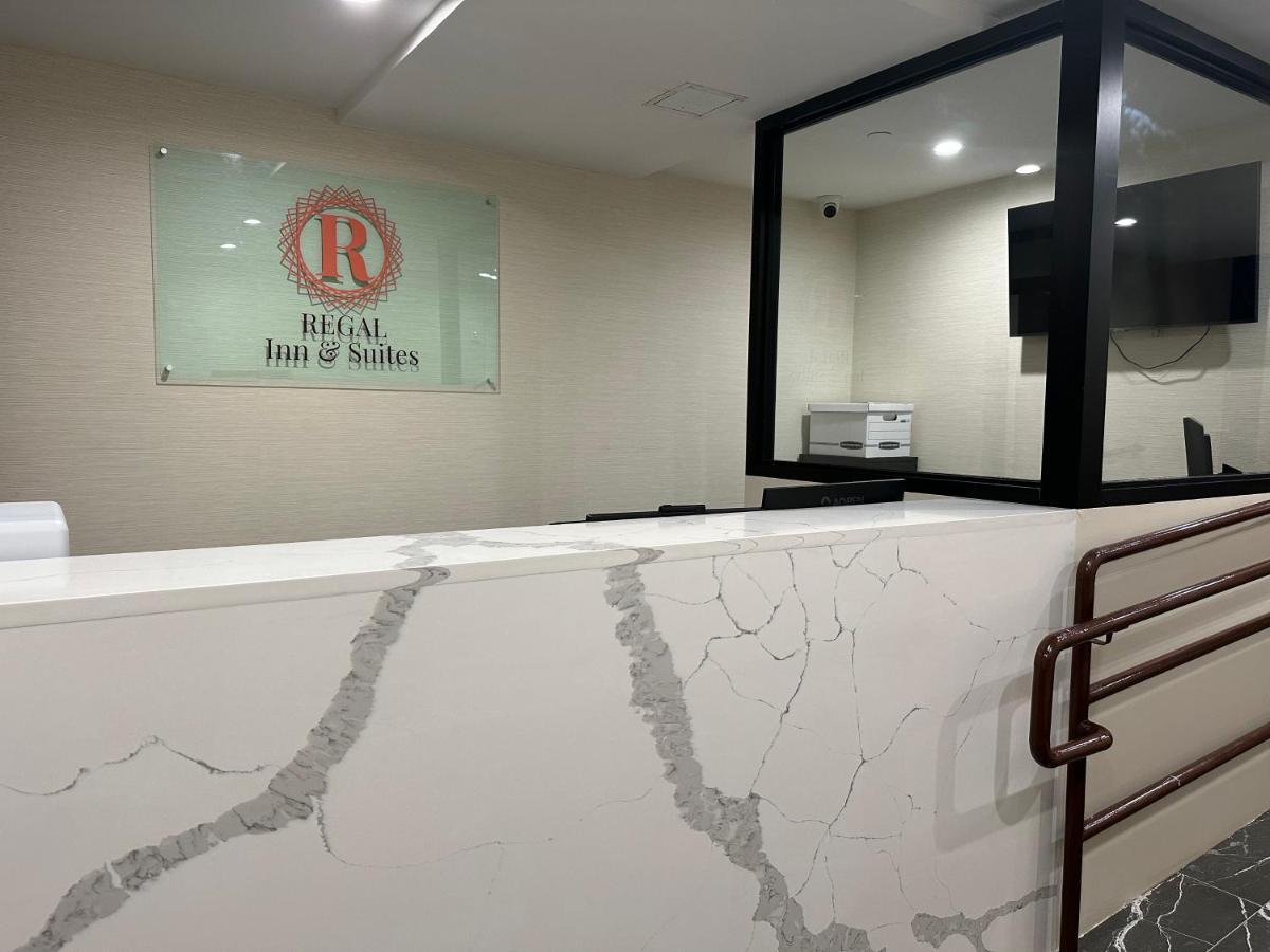 Regal Inn & Suites New York Laguardia Hotel Eksteriør billede