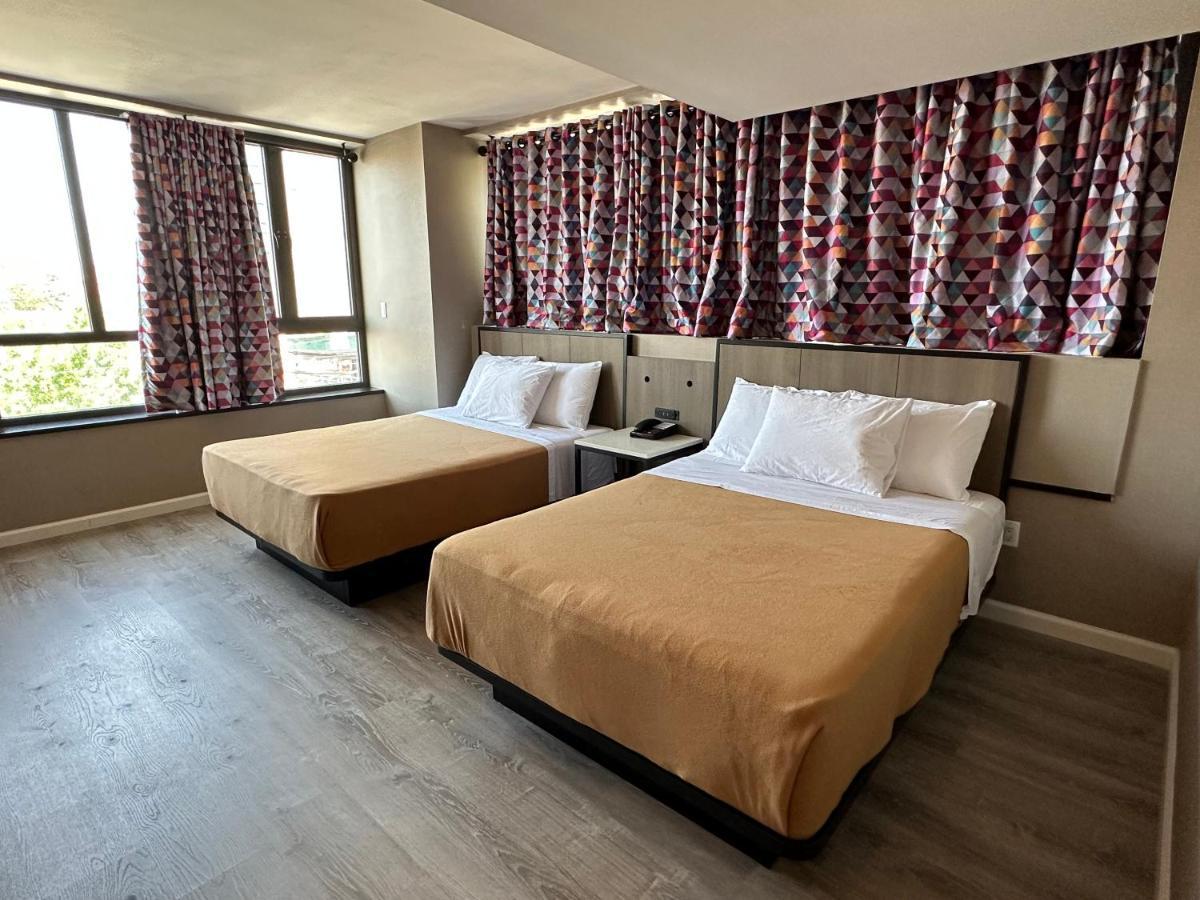 Regal Inn & Suites New York Laguardia Hotel Eksteriør billede